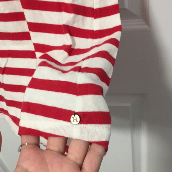 Red and white stiped v neck - Picture 3 of 3